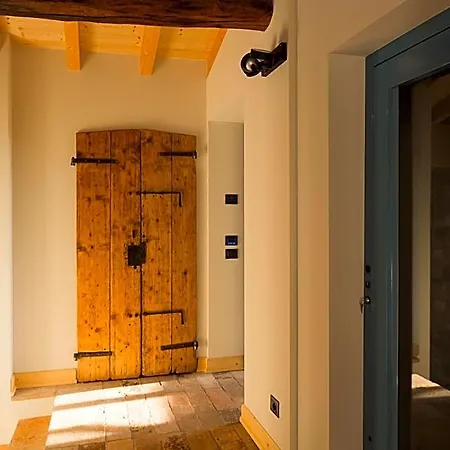Corte Mira Bed & Breakfast 4*